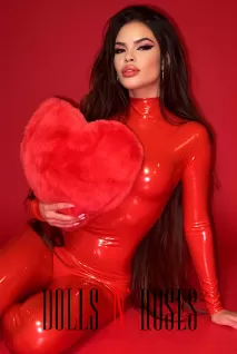 Compare to Bettina escort