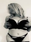 blonde LACEY offer perfect service