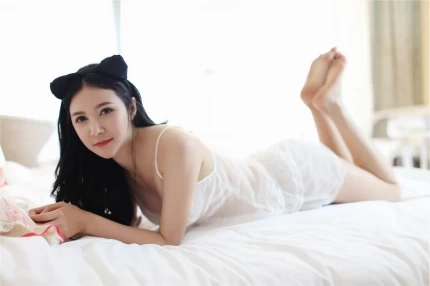 asian escort Vicky