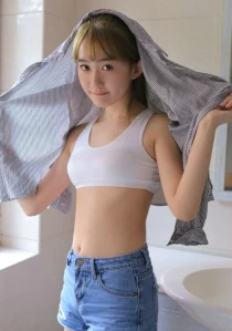 Japanese escort Shizue