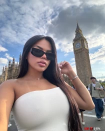 Central London escort Nuage