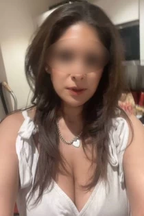 London escort Arya