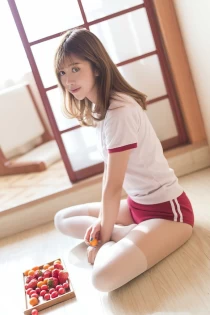 Korean escort Lydia