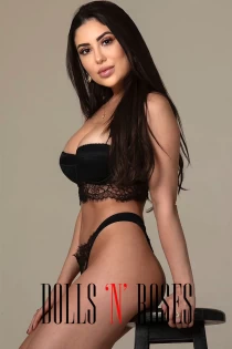 Dilara 26 years old girl