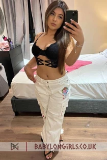 massage escort Saraya