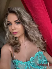 petite escort Alexa